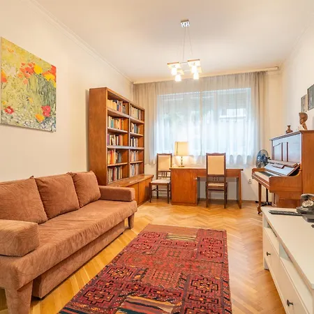 Opera Apartment Sofia Exterior photo